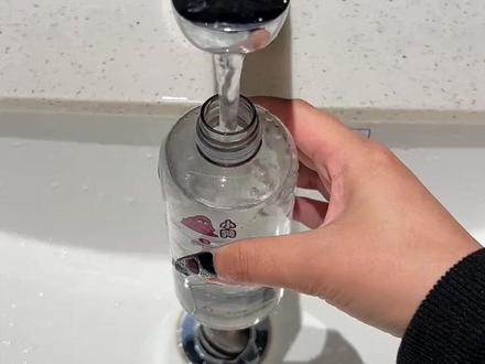 供暖的地方必须有个#加湿器 放车里 床头 办公桌都可以~空气湿润润的才舒服~#冬季必备 #桌面加湿器 #办公室好物 #天气干燥