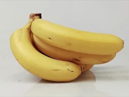 心情不好的时候,吃根#香蕉可以愉悦心情,#烧烤 的时候吃它,还能清肺毒#健康 #养生 @抖音小助手