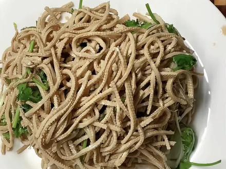 爽口凉菜 拌五香豆丝 #拌凉菜 #拌豆腐丝 #夏天吃点凉的