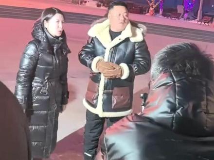 宋晓峰~来逊克了 宋晓峰在逊克大江边…