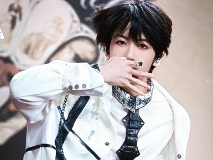 所有人停下感受 #杨博文#跳舞#荣耀之战#tf家族