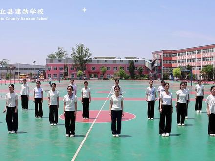 春知晓梦不觉恰似你我那年#咏春 #别辜负眼前季节 #抖音热门舞蹈 #舞蹈 #咏春舞蹈完整版