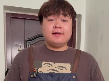 谁懂啊!84 消毒液毁了我最爱的衣服,别担心,我有一招 #84烧伤 #84烧伤修复 #衣服修复 #生活小技巧 #衣物修复小技巧 #家务小能手