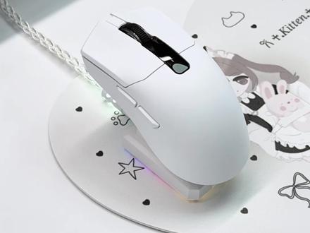 鼠标都整上小屏幕了!还能磁吸充电!高斯FLX7 Pro
#鼠标#无线鼠标 #游戏外设 #办公室好物 #充电鼠标