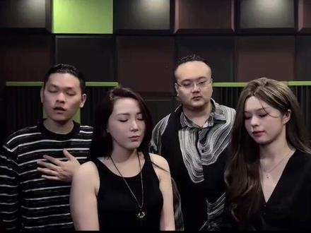 “我终于狼狈的弄丢了自己。”——《我终于告别了爱情》翻唱:高高 /《cry on my shoulder》英文翻唱:文弘音乐
#我终于告别了爱情 #高高 #cryonmyshoulder #翻唱 #文弘音乐