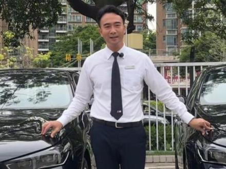 买宝马时在纠结碳黑色还是宝石青吗?实车对比拍摄给你建议。#买车你必须要知道的那些事 #买车知识科普 #选车那些事儿