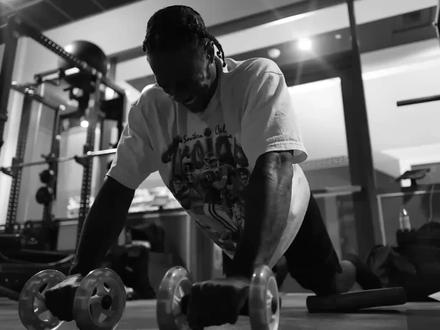 这是#德罗赞 的故事,他原谅了一切,好像也战胜了一切!#人物故事 #励志