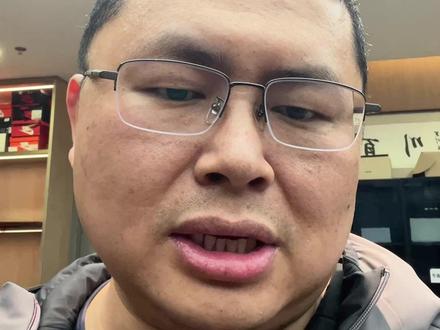 卑微的表贩子 #二手奢侈品 #人情世故