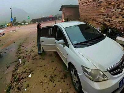 汕尾到广州300公里,接三个顺风车乘客,能有多少收益? 你肯定也想知道吧,那么跟着视频来看看能有多少收益吧!#大疆action4 #万元二手车 #大学生代步车 #哈喽顺风车 #顺风车