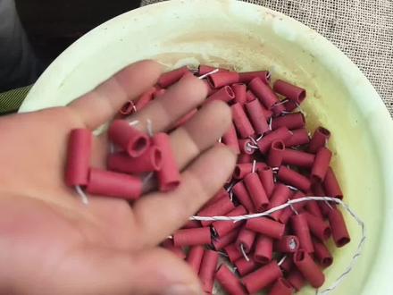 川东枪声#三八大盖#道具放鞭炮#爱国主义教育