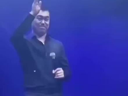 2026年的春天,一句玉芬啊玉芬,你让彪哥好伤心的歌词,像一阵魔性的风,席卷了抖音、快手等社交平台。 #热门歌曲 #热门新歌 #玉芬 #玉芬玉芬你让彪哥好伤心