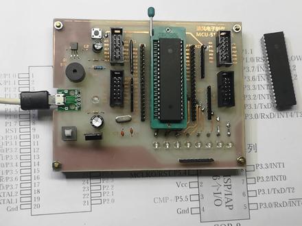 单片机0基础教程(三)单片机的外部引脚及资源,演示程序