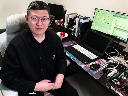 PLC变量传递触摸屏,一键搞定 专业的自动化项目,PLC与触摸屏不应是信息孤岛。正确的变量管理流程是:在PLC中统一定义,然后自动同步到HMI。
视频演示WinCC flexible SMART V5中那个被忽视的官方功能——“从STEP 7项目文件导入变量”。它不仅导入地址和名称,更能智能匹配数据类型(如Bool, Int, Real),完美保留注释。
掌握这个流程,是告别低级重复劳动、迈向高效协同开发的第一步。简单,但极其重要。#博士 #PLc #智能制造 #自动化 #工控