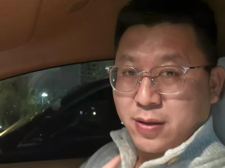 一秒都不开、ADS4.1车位到车位、太牛了#ADS4.1#鸿蒙智行野生销售#尊界s800#鲲鹏会