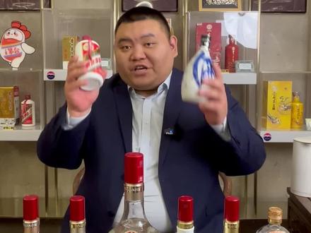 #酒知识和文化 #创作者中心 #创作灵感 #白酒品鉴 #五粮液 今日测评,浓香型白酒大哥,五粮液