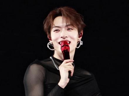 传下去 以后请喊我们子洋曼妙男孩 曼妙哥土得木子洋雷霆小怒#ONER狂欢巡演日记 #oner成都演唱会 #木子洋 #曼妙身姿 #曼妙男孩