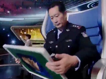 人贩子“梅姨”终于落网了,大快人心!“妙笔神探”画像师林宇辉的功劳功不可没#林宇辉 #梅姨 #画像师 #摸娱长公主