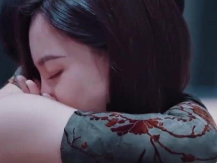 明明于文文早晕倒,为何工作室3小时后才发声?晕倒前24小时轨迹曝光,才懂赵露思当年的无奈#于文文 #赵露思 #于文文演唱会晕倒 #影娱热点团 #内容启发搜索