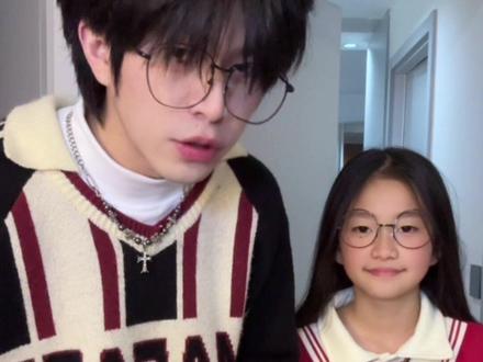 被豆包搞破防了 家人们谁懂! #兄妹日常 #豆包ai #豆包教穿搭 #豆包 #豆包爆改真有两下子