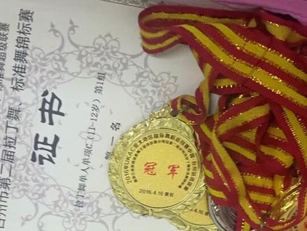 怀念什么呢 这不是你梦寐以求的长大吗#希望我们越来越好