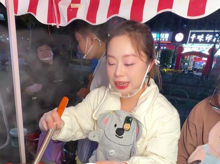 摆摊最高评价:能不能每天都来! #卤肉饭 #噗噗叽叽摆摊