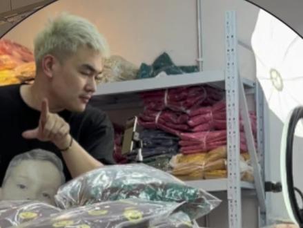 抖音粉丝群5群进群失败的宝子们可以申请进6群😘后天出差回来后给集美们炸新款💪#只做高品质 #高品质童装 #韩系穿搭 #抖音粉丝群#感谢抖音