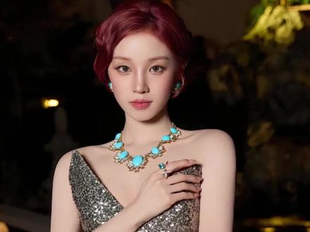 宋雨琦这次tiffany活动中,像diamonds一样闪耀 #宋雨琦