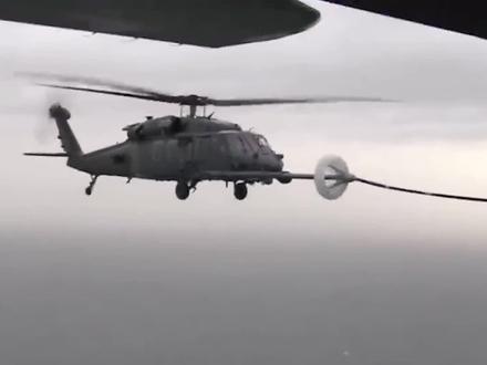 飞机是如何空中加油的