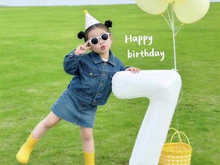 超好看的生日照写真ai指令教程来啦#豆包ai #豆包出大片有两把刷子 #生日照 #氛围感照片 #骗你生女儿