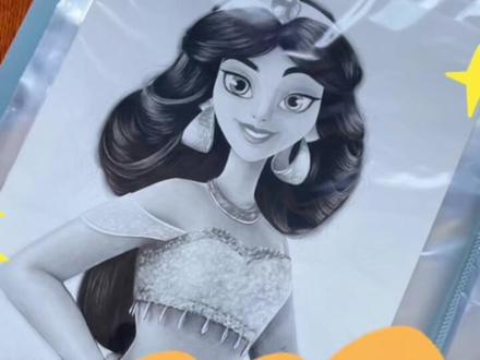 #创作灵感
素描好物分享,喜欢素描的小伙伴可以关注我哦!
#好物分享 #素描 #画画 #美女画家