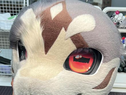 左脸平平无奇,右脸帅气无敌!平滑度直接拉满 #兽装 #兽装制作 #兽装fursuit #兽头 #手工