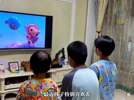 跟着海底小纵队打卡秦皇岛,终于实现了不费力的轻松遛娃旅行!#小城浪一夏 #海底小纵队刷新秦皇岛版带娃任务 #发现宝藏秦皇岛 #在西港做个慢人 #拍了拍夏天
