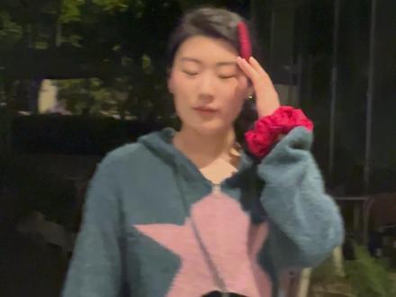 我的朋友们把我宠成音乐剧演员了😝
(啊啊啊我搜不到嘟画定位了,嘟画5555)
#zgyyj #出走音乐剧 #出走广告位招租