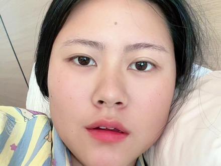 我看完才懂,这哪里是电影,明明是把普通人的深情与成全,揉进了岁月里#给阿嬷的情书 #电影