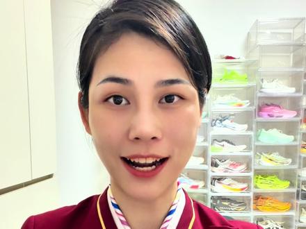 2026年春运正式开启 一年一度的春节
带来一年一次的春运
是40天90亿人次的迁徙
是游子对家的思念
更是生机勃勃的中国
最真实的体现#春运 #陆地航母霸气上线 #铁路 #中国高铁 #春运开启