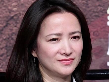 何晴离世1天后才官宣!背后3个隐情,藏着她最后的体面 #何晴 #何晴离世 #女演员何晴去世