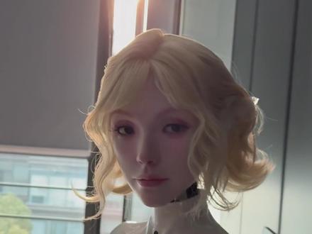 机器人越来越像人类,人类也越来越像机器 #机器人 #仿生人 #U航 #AI机器人 #AI