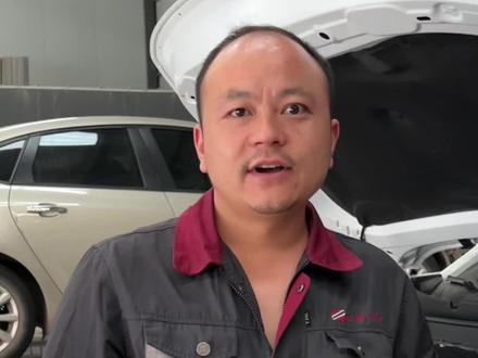 大伟修车 哈弗H6中央显示屏蓄电池电量低于百分之三十#汽车维修 #汽车知识