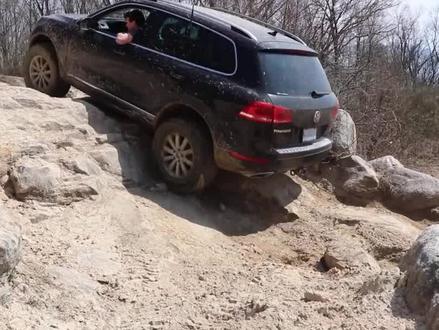 没有差速锁?又怎样,无锁大众途锐实力演绎什么叫全能SUV #硬派越野 #大众途锐 #差速锁 #爱越野爱生活