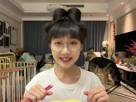 今晚只吃一盘黄瓜#你快别来捣乱了 #高吃商女友 #毛石的情侣异常