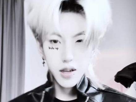 “都起来你会歹个鸡额”☁️
#歹个鸡额 #说唱 #04 #原创歌曲 #音乐人