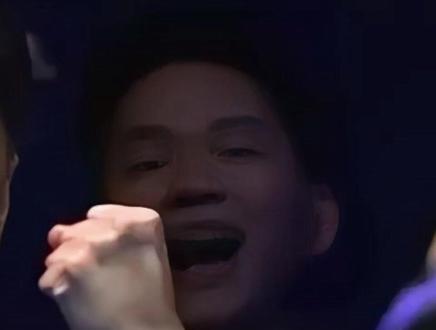 悲喜两重天!国乒3-0日本夺冠:王皓激动拥抱 国旗闪耀 日本