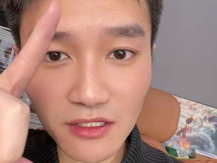 1,诚信真实,先亏后赚。
2,一切为客户利益考虑。
3,在没有做到最好前,所有货成本价,或者低于成本价出,挣你一分钱晨是你们生的。
4,同行尽情骂我吧,我无所谓,无畏无惧。
5,能够帮到哥姐们我很开心。
#沉香 #沉香鉴定 #沉香手串