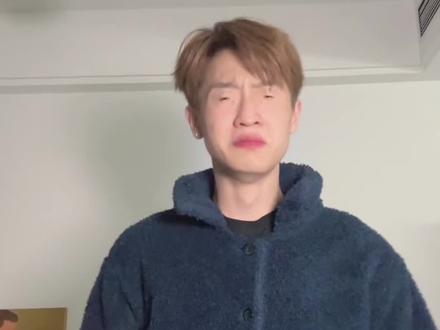 不敢回看 左顾右盼不自然的暗自喜欢#猫猫摇 #变装 #小半 #慢摇