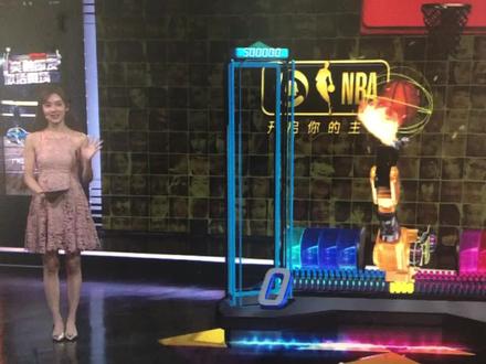 NBA女主播还是美娜最有魅力,最耐看,你们要的美娜@Lalaland ❤️