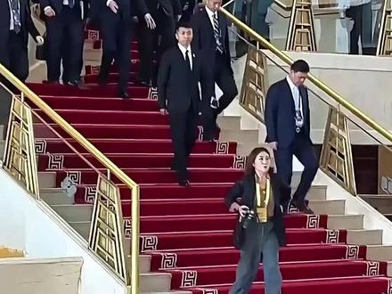 群众公认的七位最好的老板#人物故事 #红卫