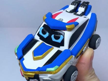 炫蓝闪电W粘土手工小汽车制作 #炫卡斗士 #炫蓝闪电w #自制玩具车 #粘土小汽车 #季的住在捏土