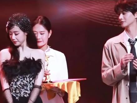 #短剧演员就业寒冬 感觉短剧还没崛起几天就被AI替代了,短剧演员何去何从啊 #短剧 #AI #万万没想到