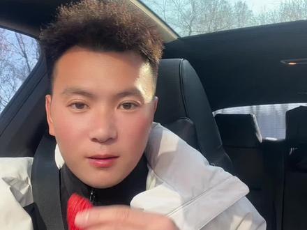 猜猜我吃的啥 猜对了就做你男朋友😂😂😂😂