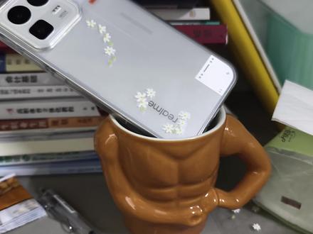 你们想要的来了#真我neo8 #165hz电竞潮玩旗舰
#壁纸 #抖小助上热门